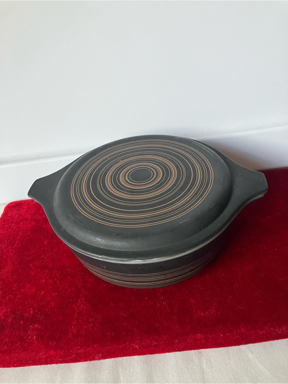 Vintage PYREX 471 Terra Black Brown Stripe 1 Pint Casserole Dish W Lid USED.